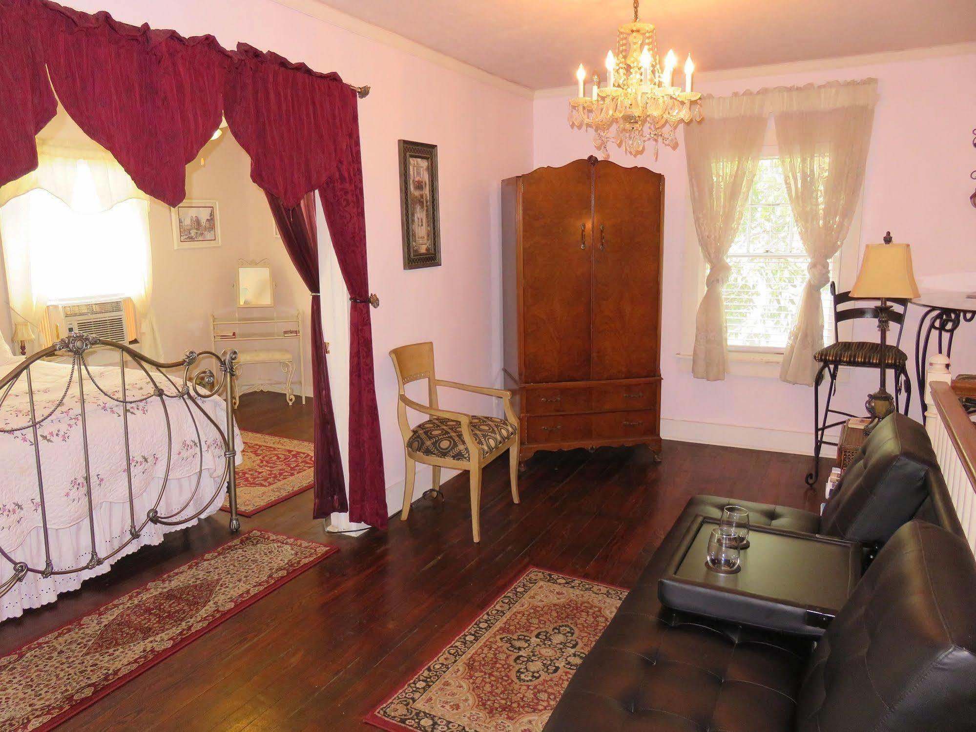 Avenue O Bed And Breakfast กาลเวสตัน ภายนอก รูปภาพ