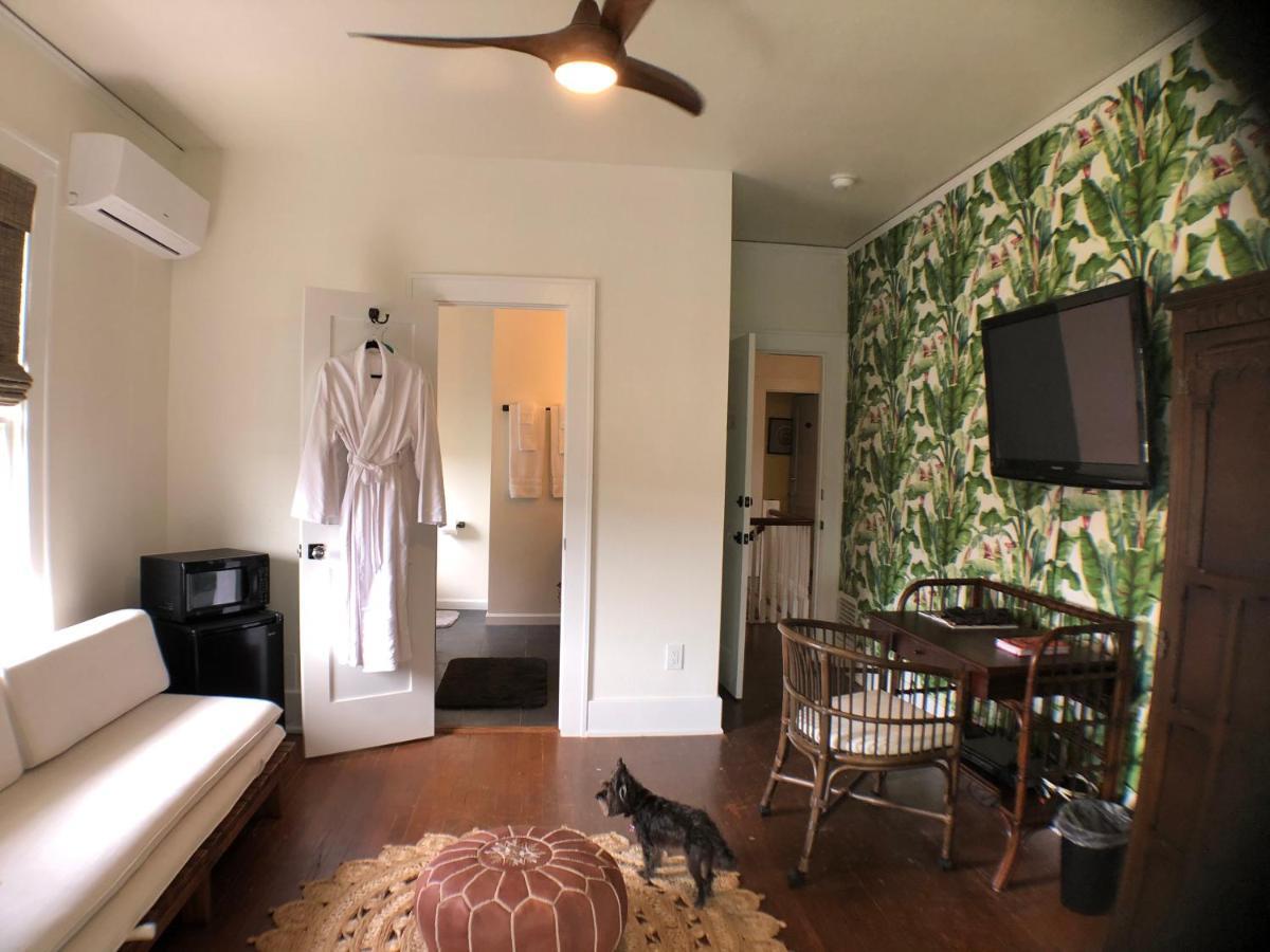 Avenue O Bed And Breakfast กาลเวสตัน ภายนอก รูปภาพ